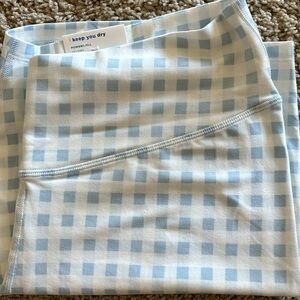 Old Navy PowerChill bike shorts